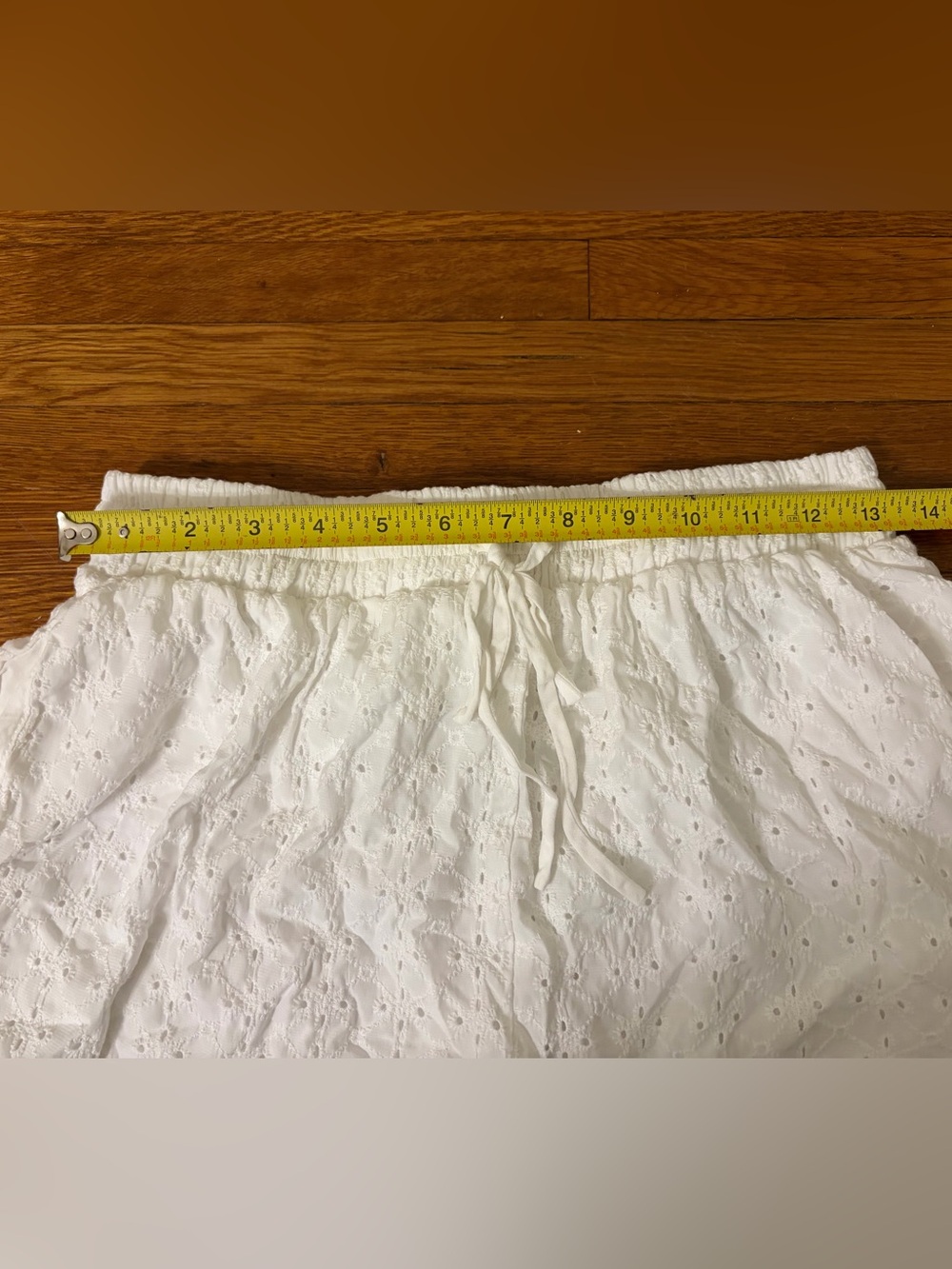 MABLE White Eyelet High Waist Shorts - Picture 6 of 6